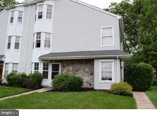 Property Photo: 1015 Hopkins Court PA 18966
