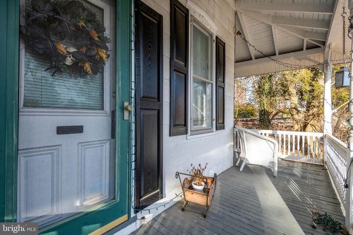 Property Photo: 17 W Cottage Avenue PA 17551