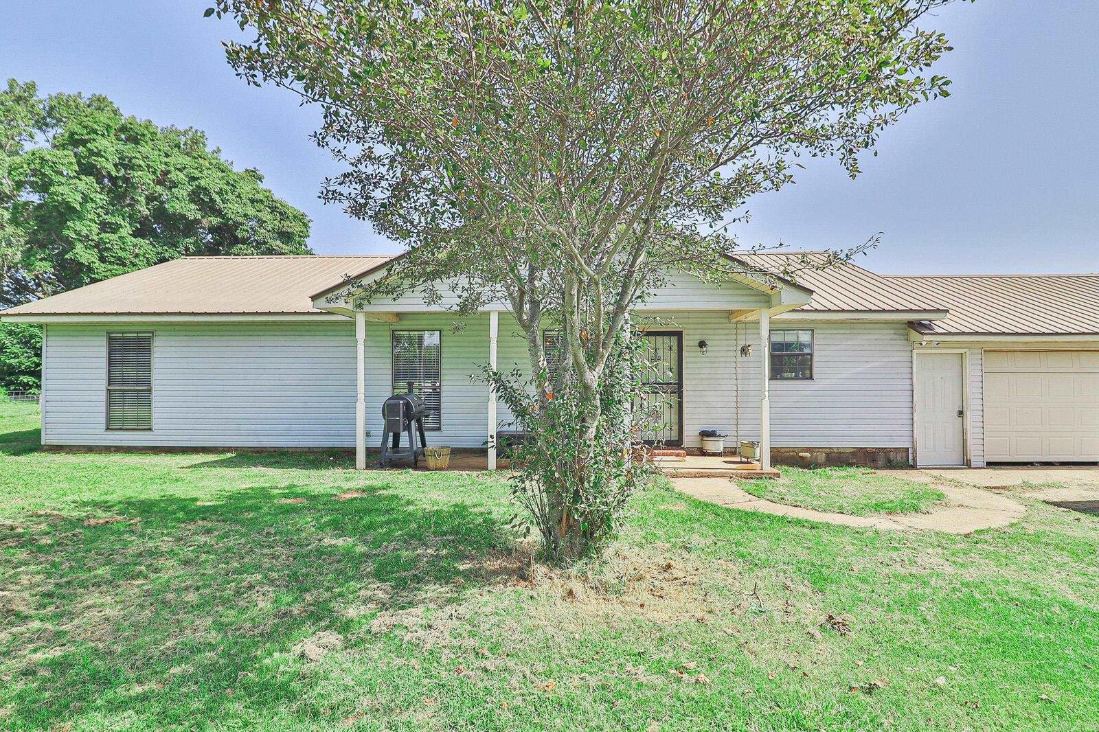 Property Photo: 270 Hwy 364 Highway AR 72347