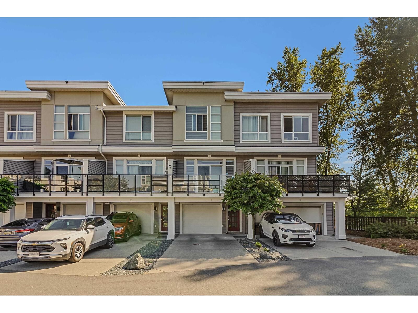 Property Photo: 8413 Midtown Way 9 BC V2P 0G7