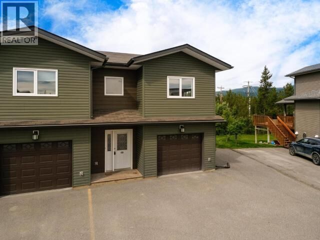 Property Photo: 4-15 Goldeneye Place YT Y1A 0J7