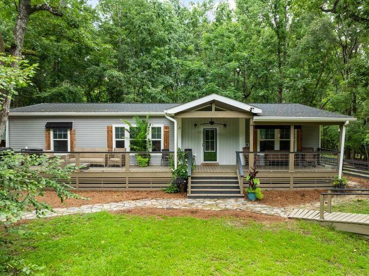 Property Photo: 524 Lewis Lane SC 29486