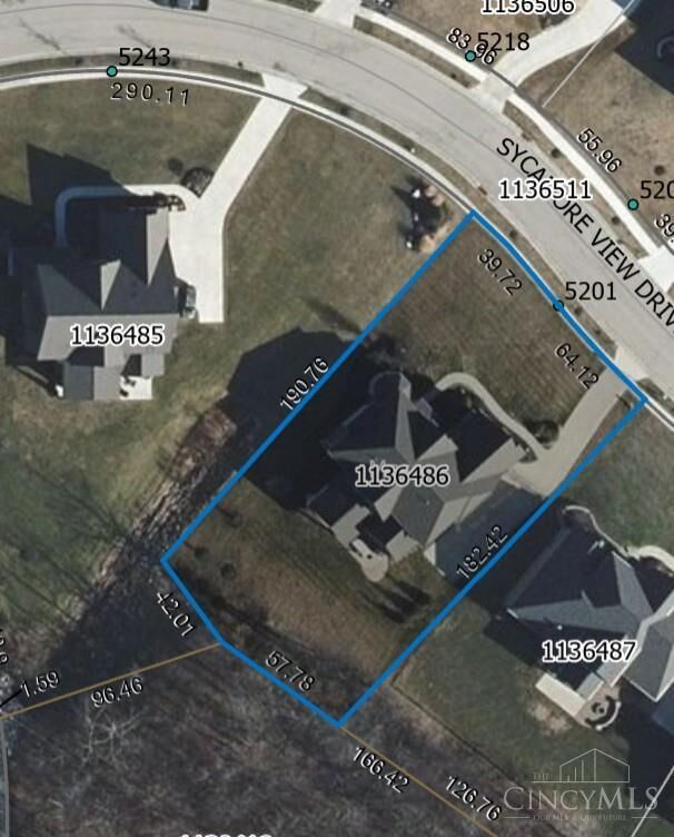 Property Photo: 5201 Sycamore View Drive OH 45040