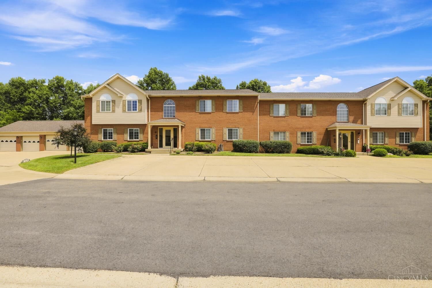 Property Photo: 5654 Bridgetown Road OH 45248