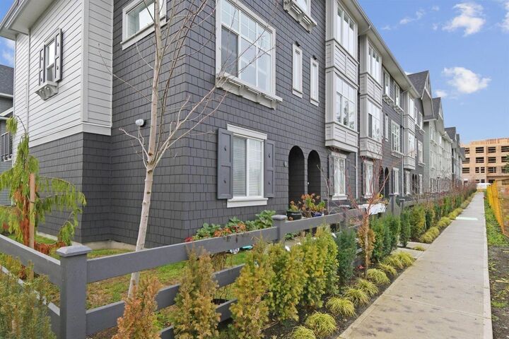 15778 85 Avenue — photo 1