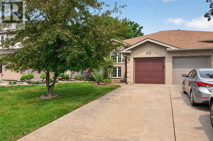 Property Photo: 828 Michael Drive ON N8N 5A3