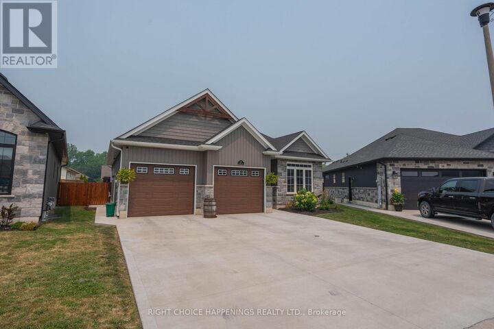 Property Photo: 28 Harvard Court ON L3B 6E7
