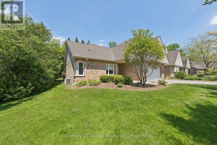 Property Photo: 1850 Cherryhill Road 11 ON K9K 2E3