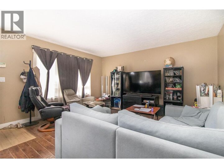 Property Photo: 355 Davie Road BC V1X 3Y9