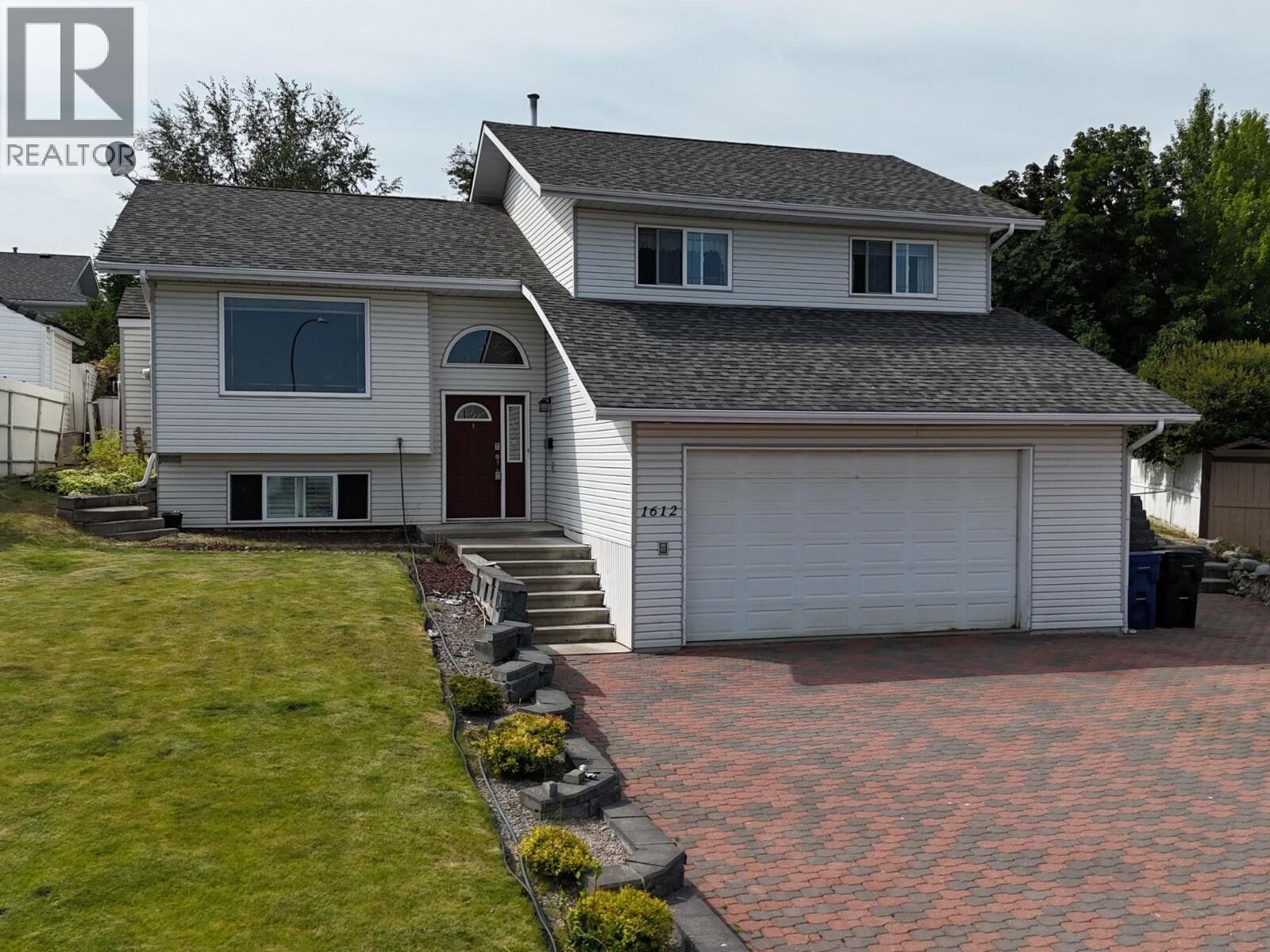 Property Photo: 1612 Staple Crescent BC V1C 6J1