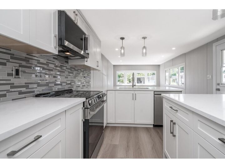 Property Photo: 1840 160 Street 222 BC V4A 4X4