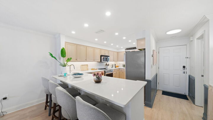 Property Photo: 520 Gulf Shore Drive Unit 301 FL 32541