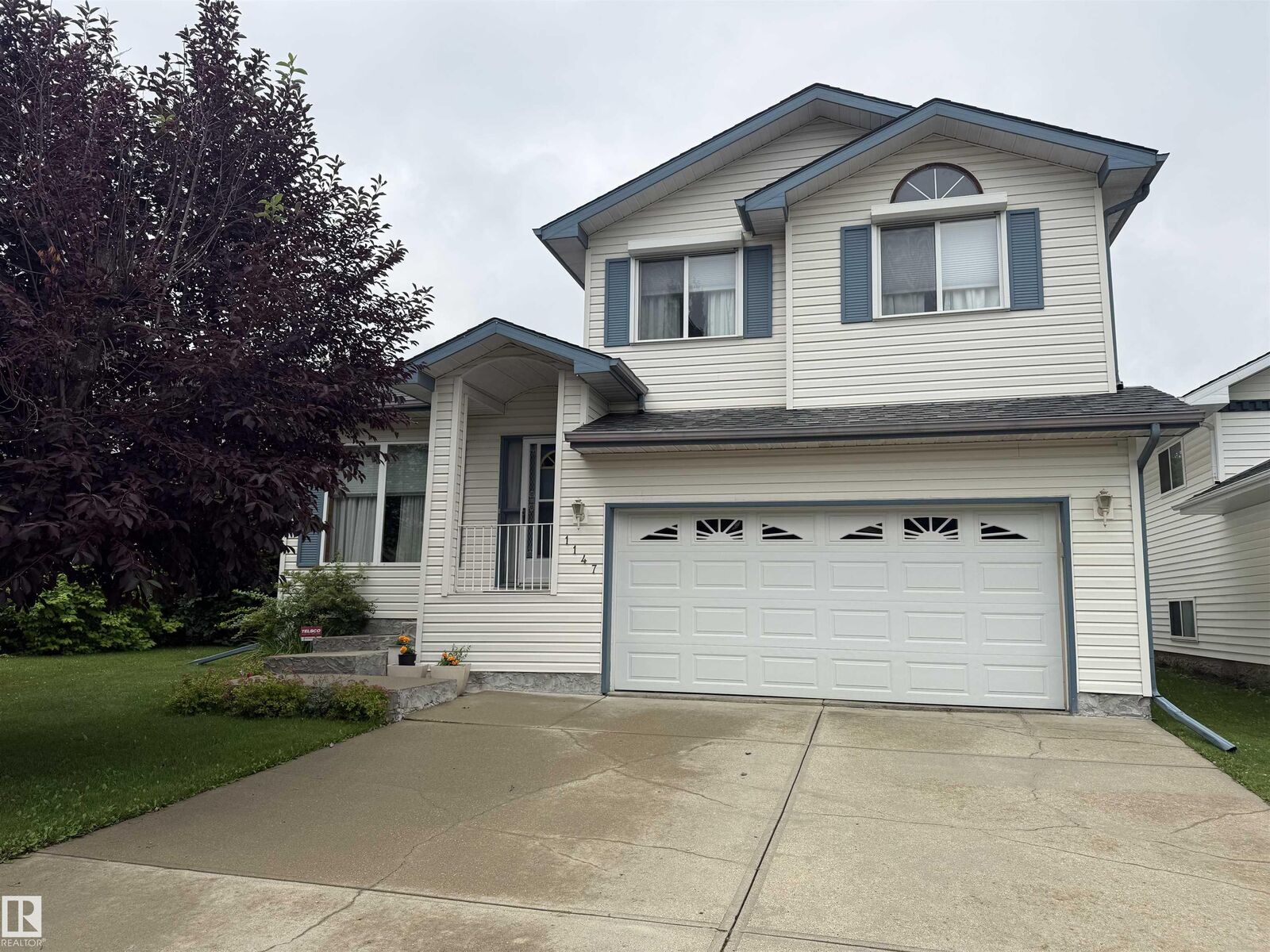 Property Photo: 1147 Potter Greens Drive NW AB T5T 5Y4
