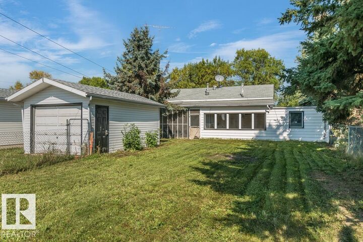 Property Photo:  5306 51 Avenue  AB T9N 2A7 