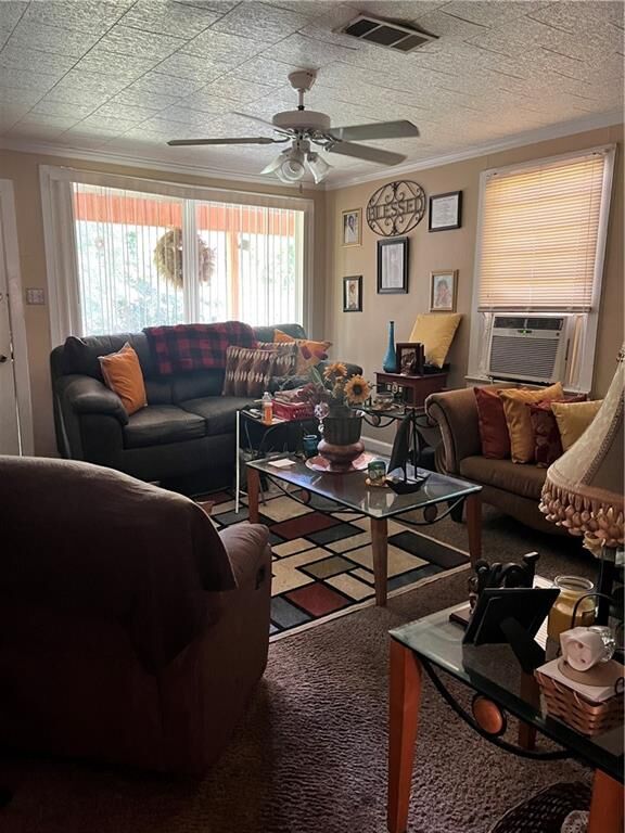 Property Photo: 3001 Roberts Court LA 71360