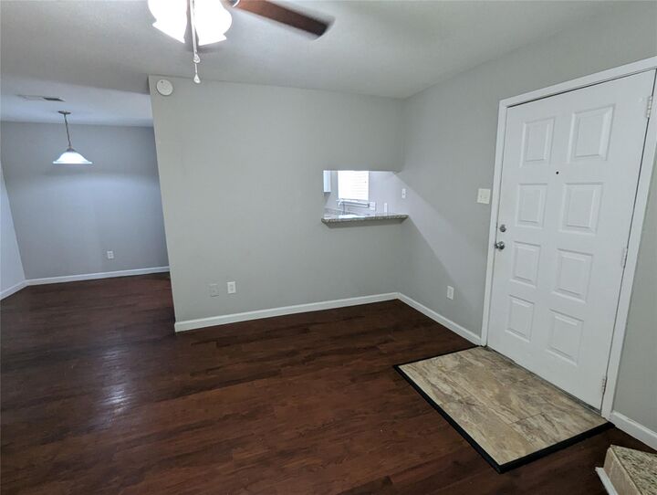 Property Photo:  7661 Fallbrook Drive 7661  TX 77086 