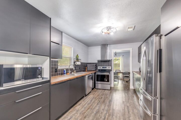 Property Photo: 2511 River Ridge TX 77385