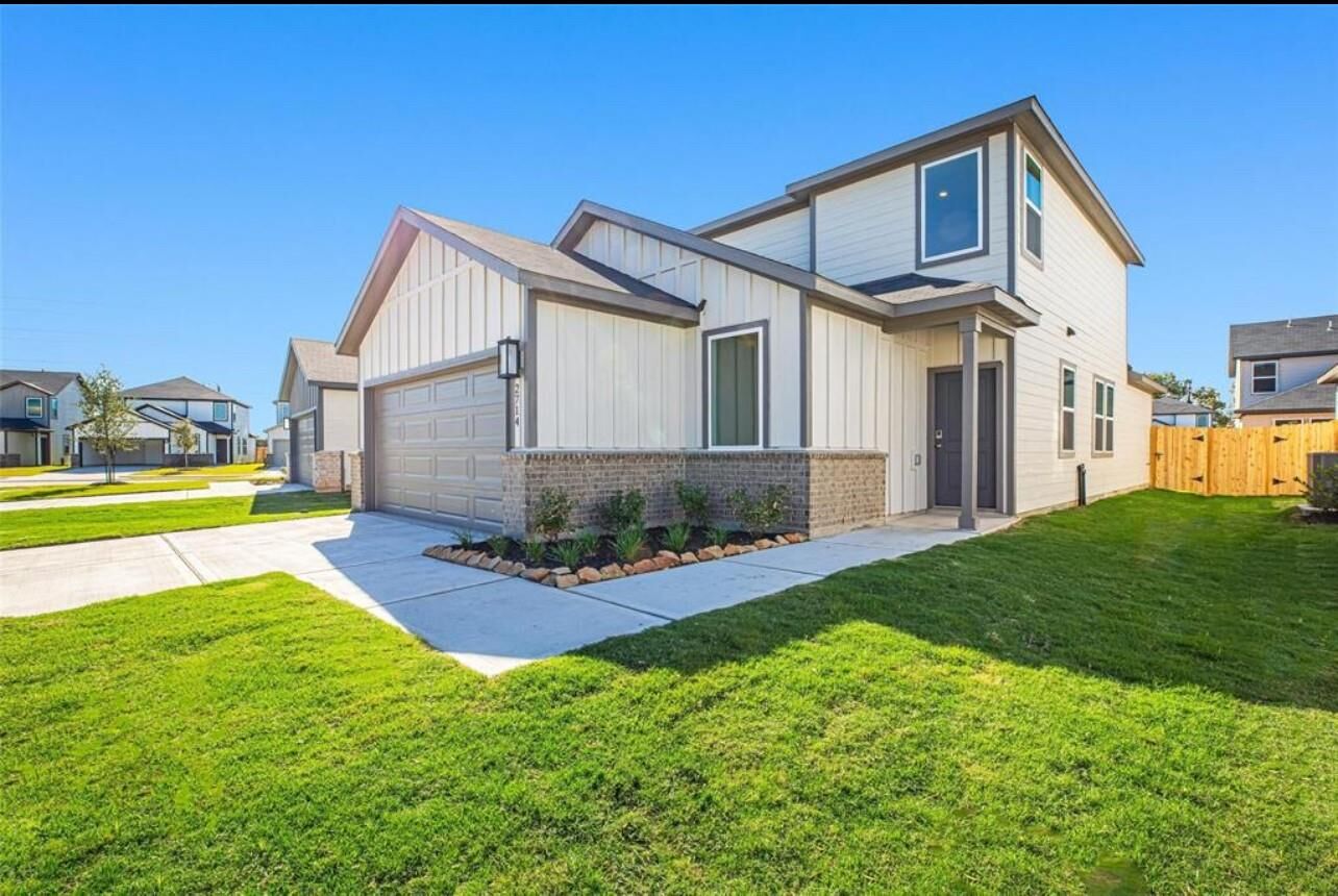 Property Photo:  2714 Hollow Alpine Way  TX 77489 