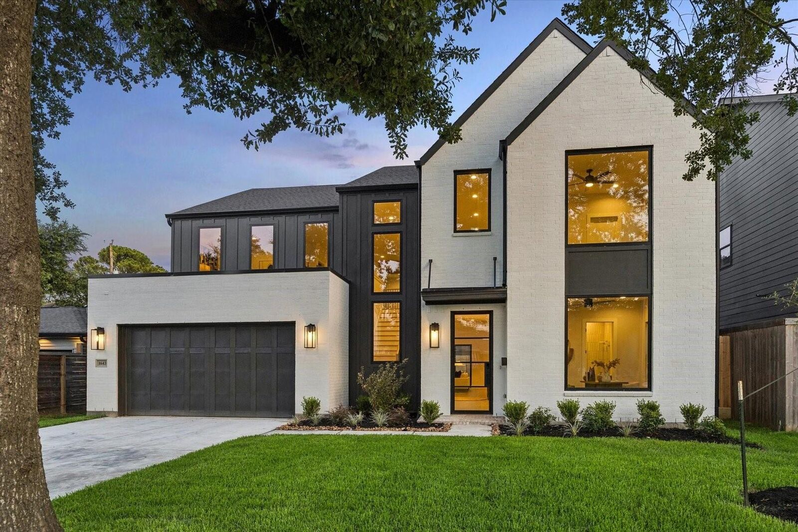 Property Photo: 1643 Althea Drive TX 77018