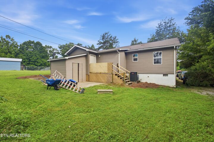 Property Photo:  4737 Roane State Hwy  TN 37854 
