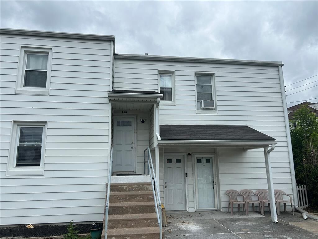 Property Photo:  218 E Susquehanna Street 1B  PA 18103 