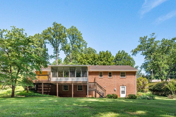 Property Photo: 276 Wellington Drive VA 24502