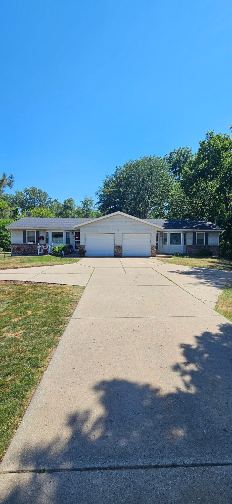 Property Photo: 2572-2574 Prairie Street SW MI 49519