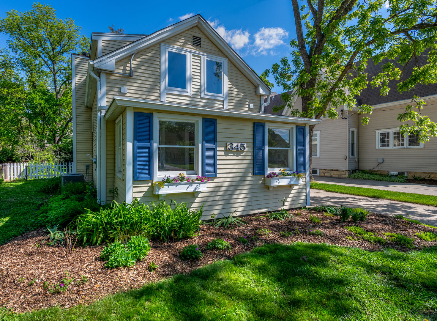 Property Photo: 345 Main Street IL 60510