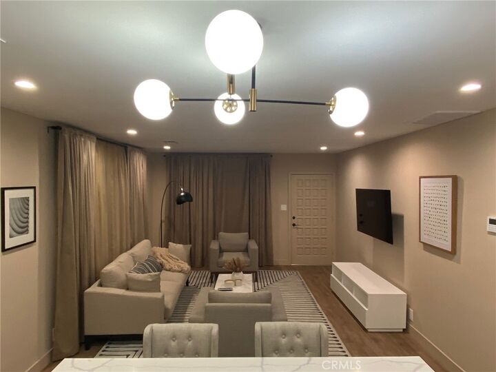 Property Photo: 405 W Broadway CA 91204