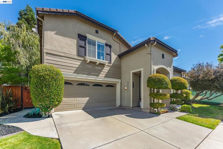 Property Photo: 4943 Sequoia Ave CA 94568