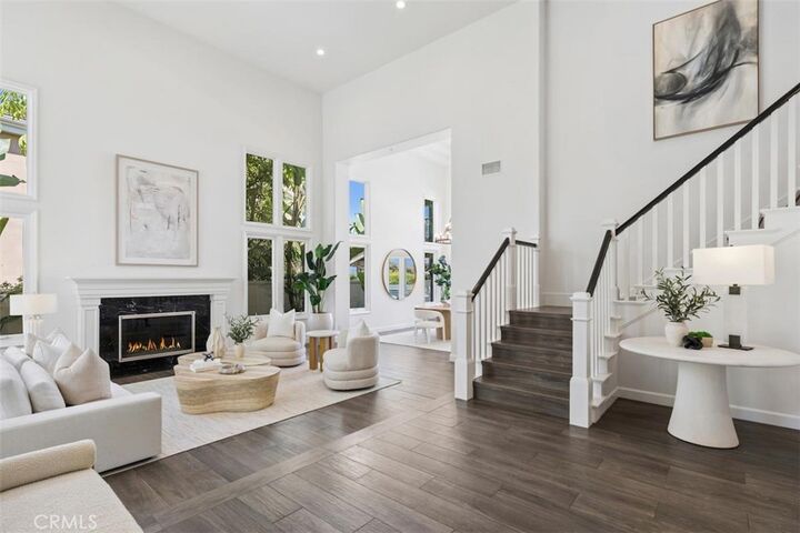 Property Photo: 21 Chester CA 92603