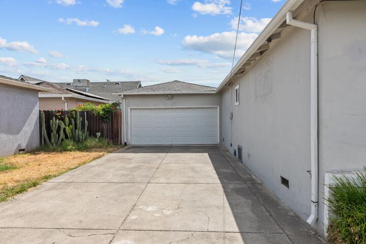 Property Photo:  6105 40th Street  CA 95824 