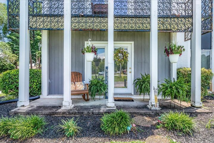 Property Photo: 1302 Doctor Martin Luther King Jr B 1 TN 37130