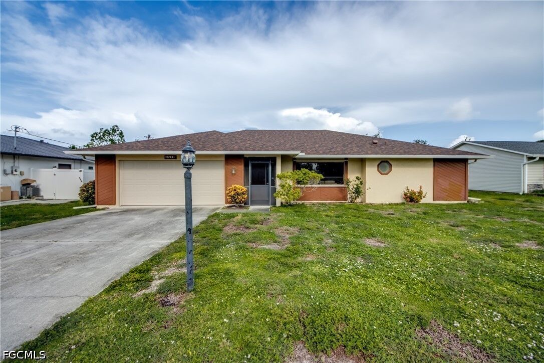 Property Photo:  3810 SW 7th Avenue  FL 33914 