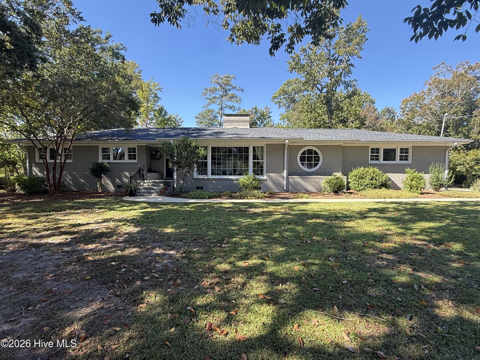 Property Photo: 406 Country Club Drive NC 28546