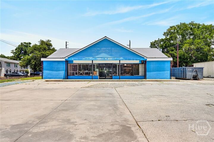 Property Photo:  104 Tibet Avenue  GA 31406 