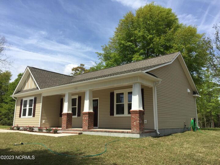 Property Photo:  511 Peru Road  NC 28460 