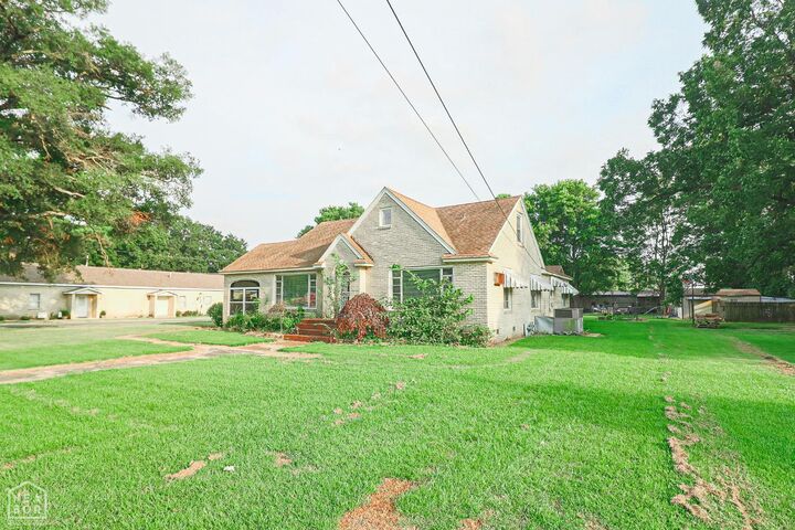 Property Photo:  201 Hughey Street  AR 72471 