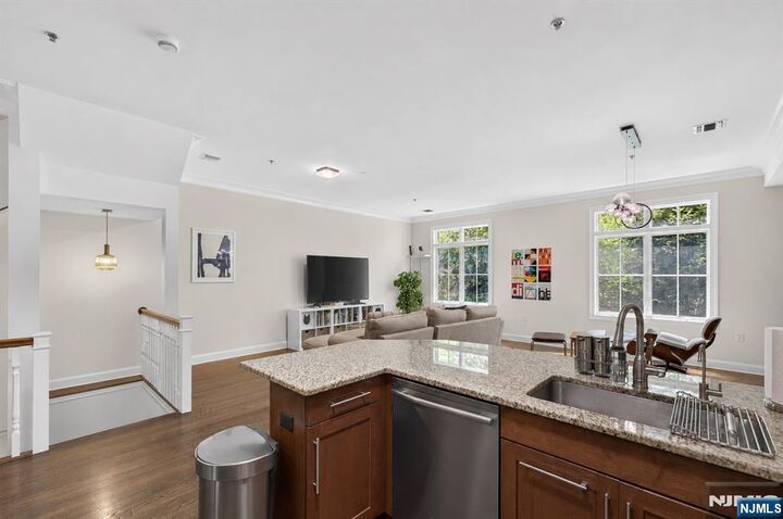 Property Photo: 1600 Kaufer Lane 12 NJ 07024