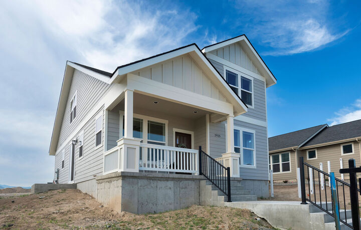 Property Photo: 2925 Travis Avenue MT 59601