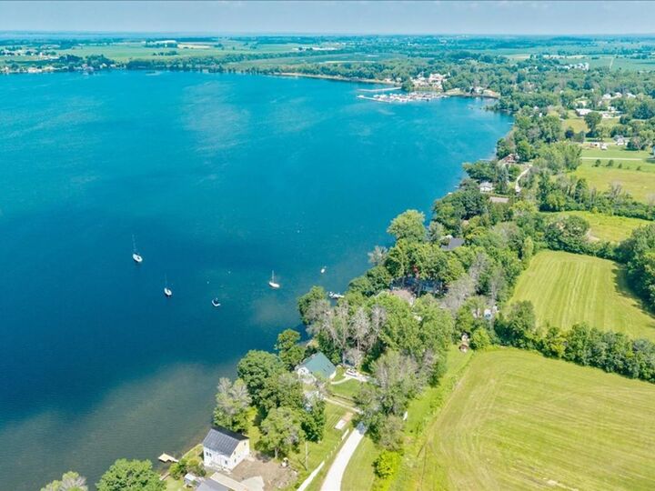 Property Photo: 425 Bingham Shore Road VT 05478