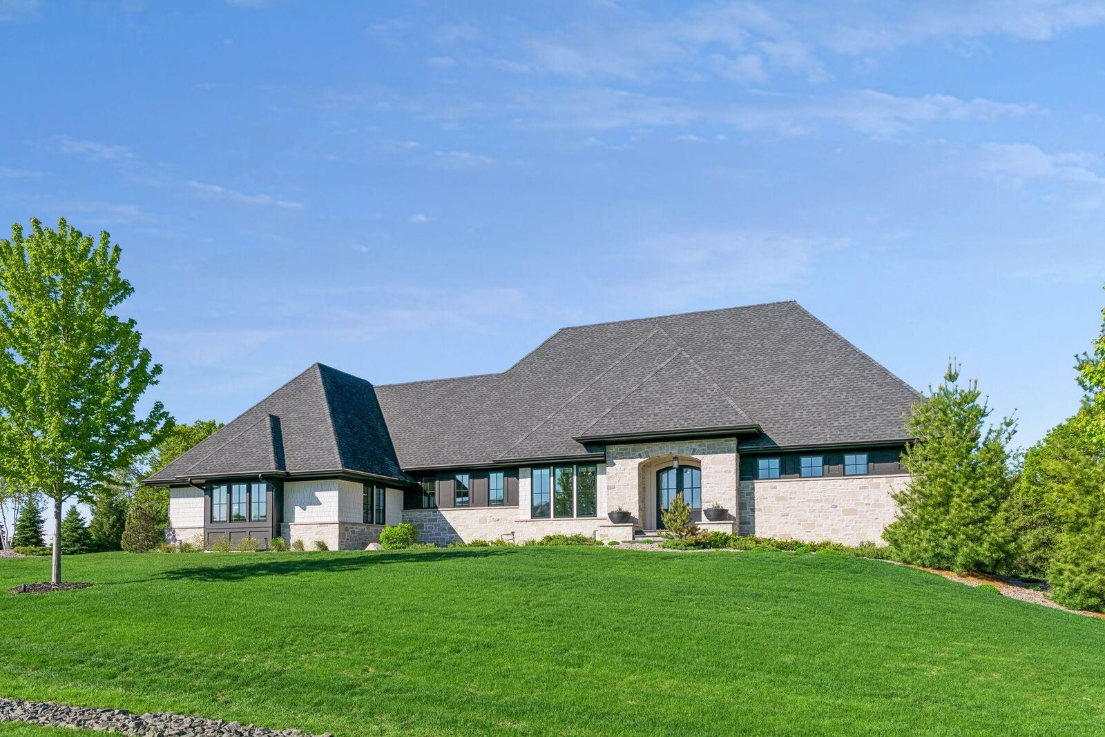 Property Photo: 2888 Deer Hill Road MN 55356