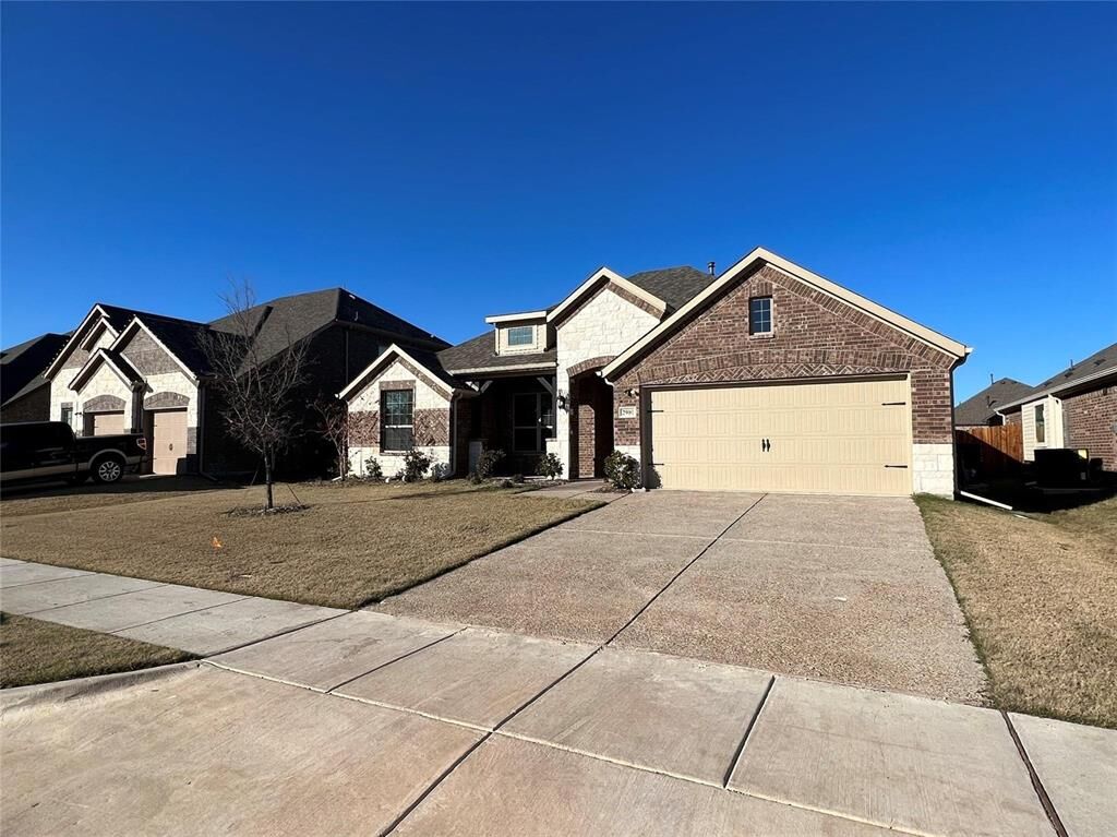 Property Photo:  2901 Pronghorn Drive  TX 75454 