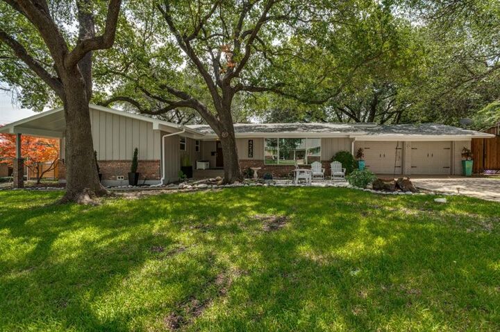 Property Photo: 4236 Shannon Drive TX 76116