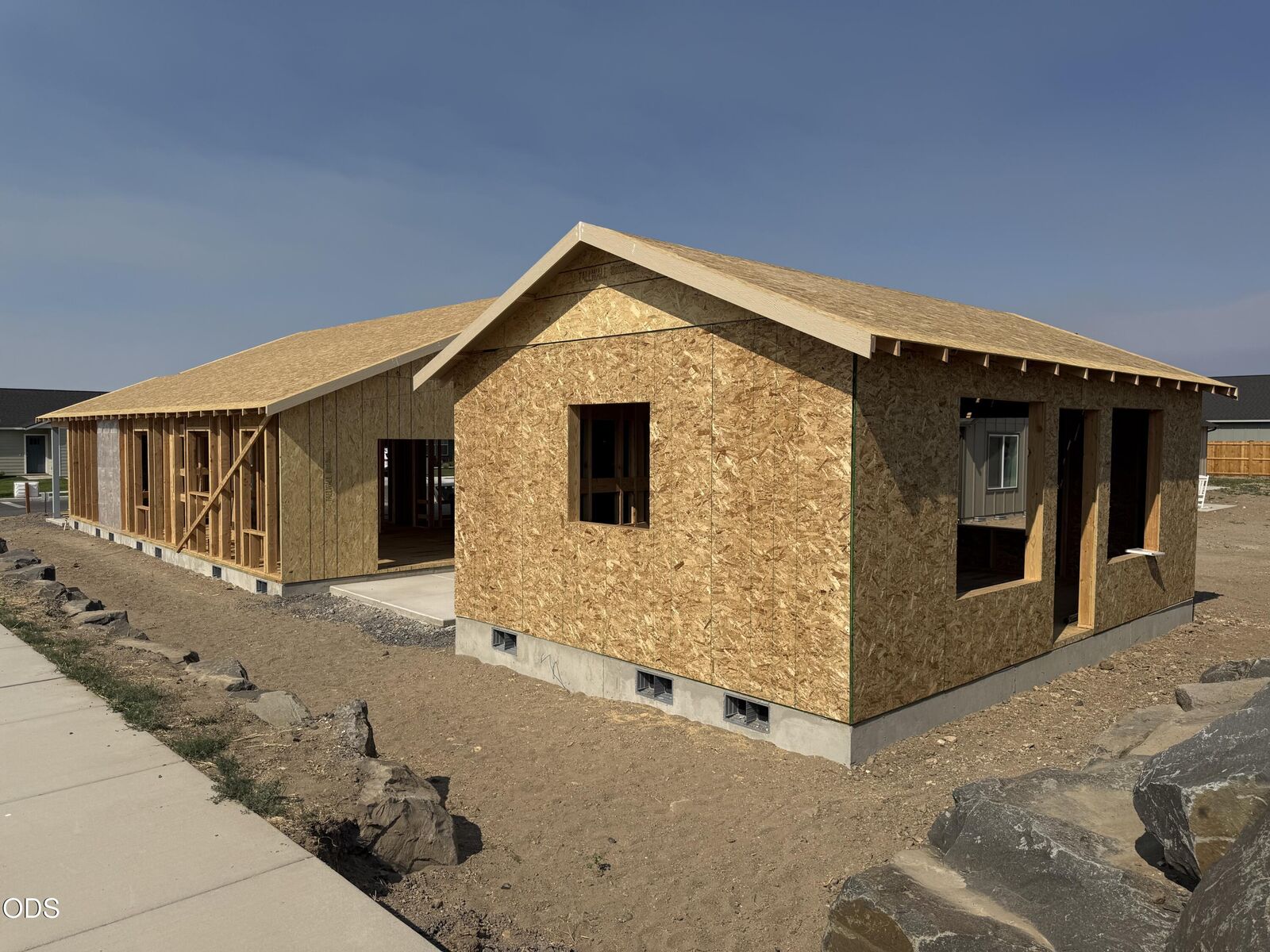 Property Photo:  553 NE Mitchell Street  OR 97741 