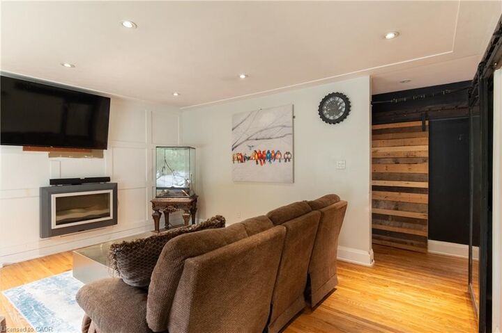 Property Photo: 83 East 15th Street ON L9A 4E8