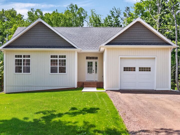 132 Sherwood Forest Drive — photo 1