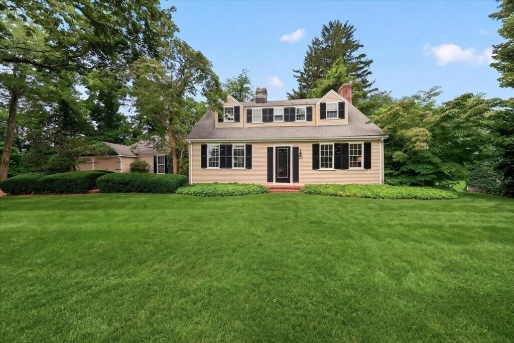 Property Photo:  52 Standish Street  MA 02332 