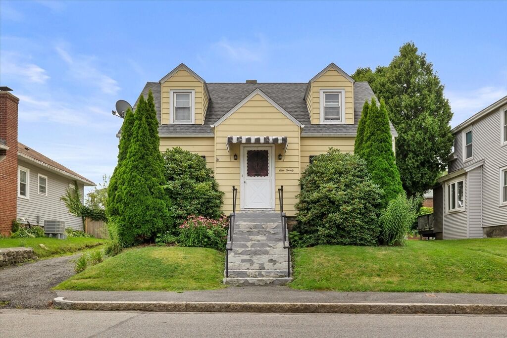 Property Photo: 120 Farrar Ave MA 01604