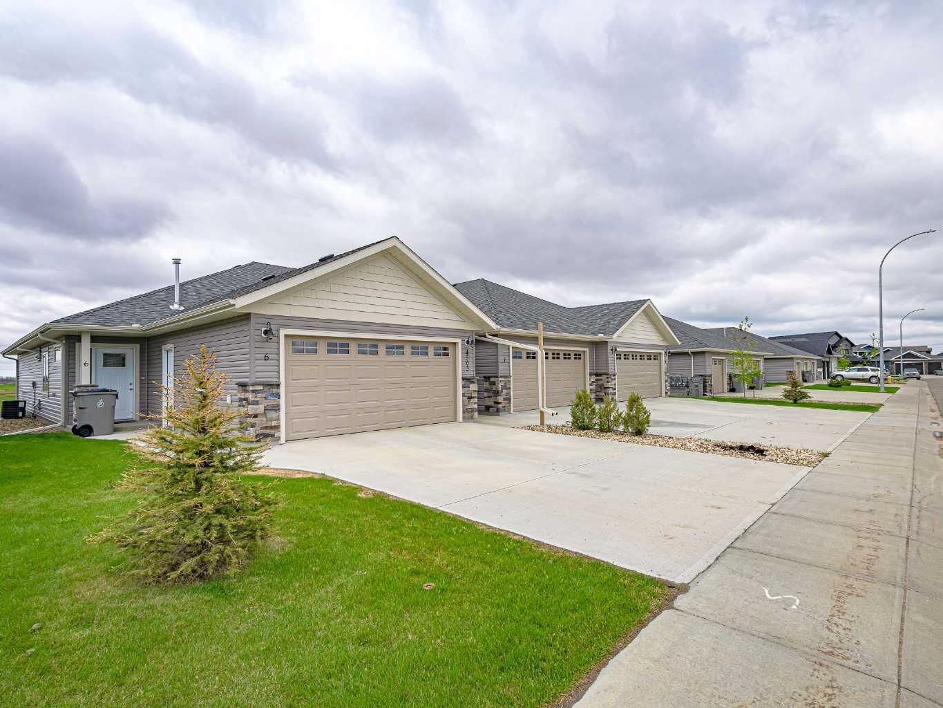 Property Photo: 4503 16 Street #7 AB S9V 2K9